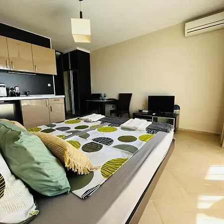 Lovely Studio Directly To Beach Area * Lozenets